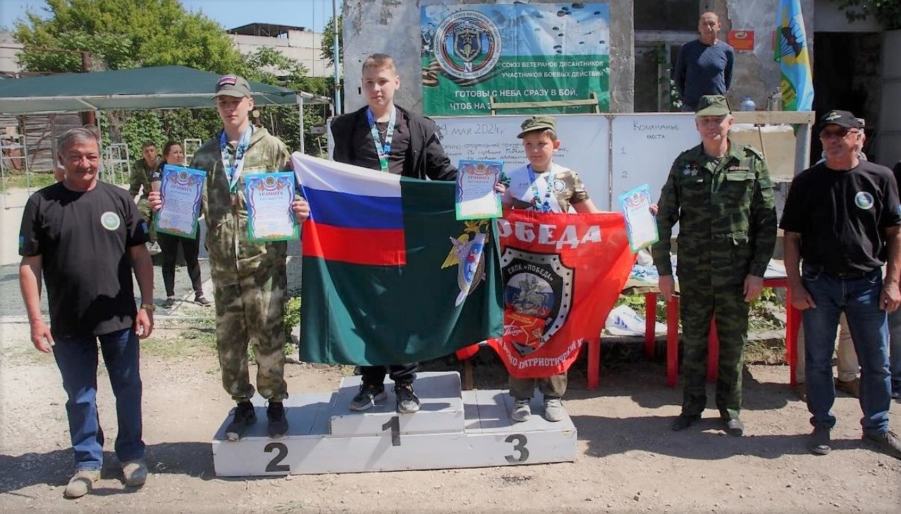 Севастопольские кадеты СК России приняли участие в военно-спортивных состязаниях
